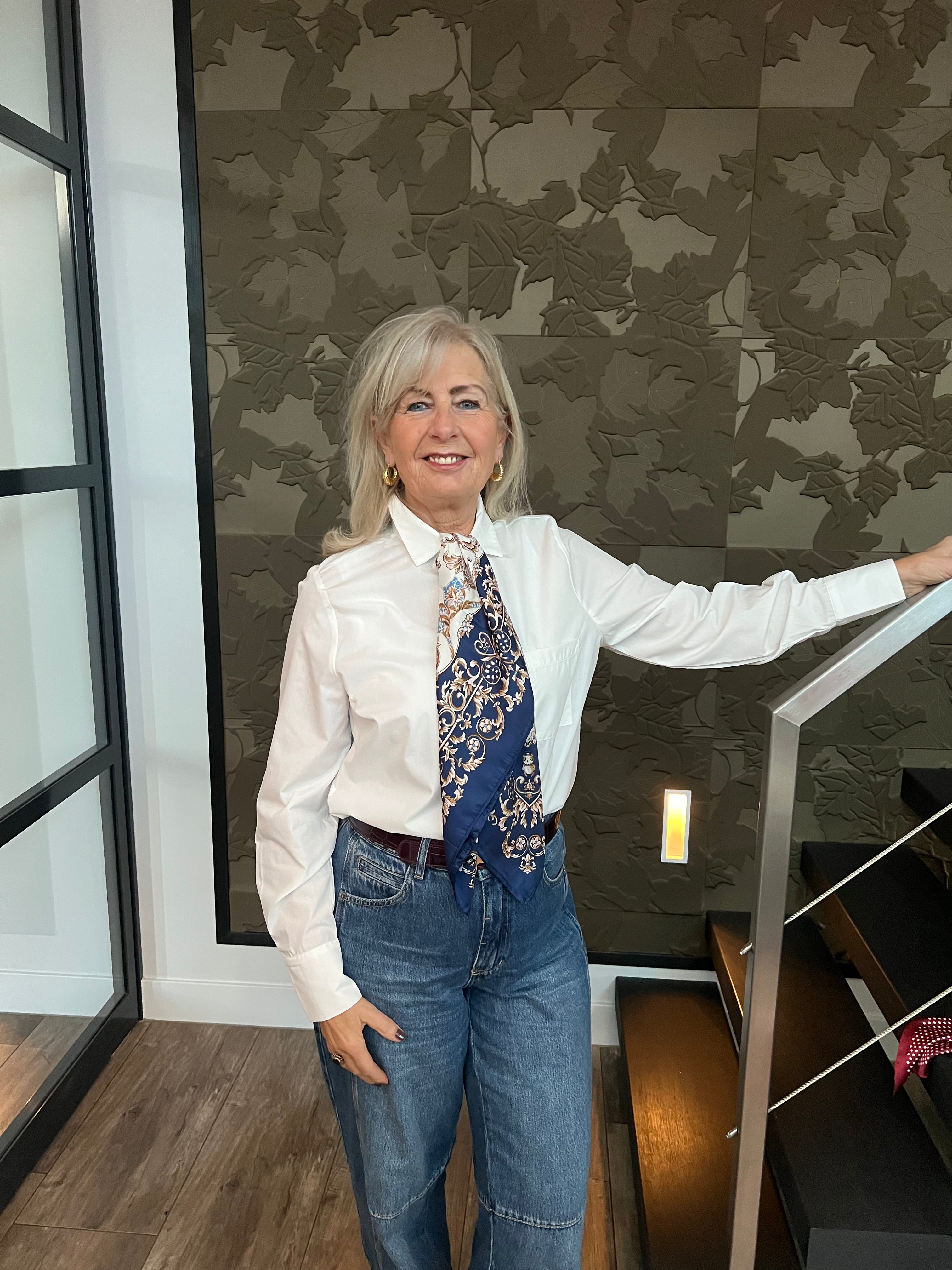 MVD Satijnen sjaaltje met print donkerblauw