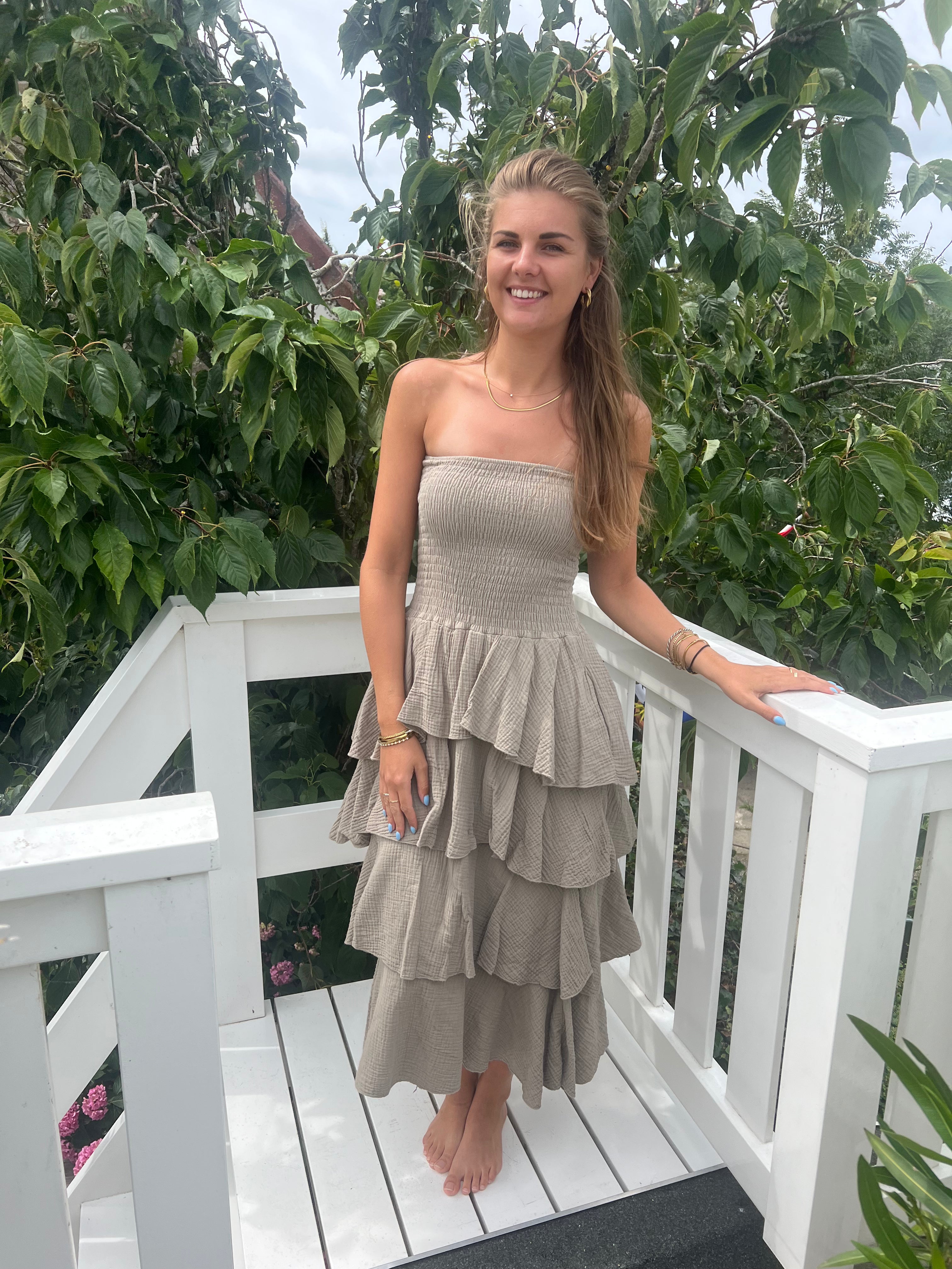MVD Mousseline Strapless Maxi Jurk Taupe