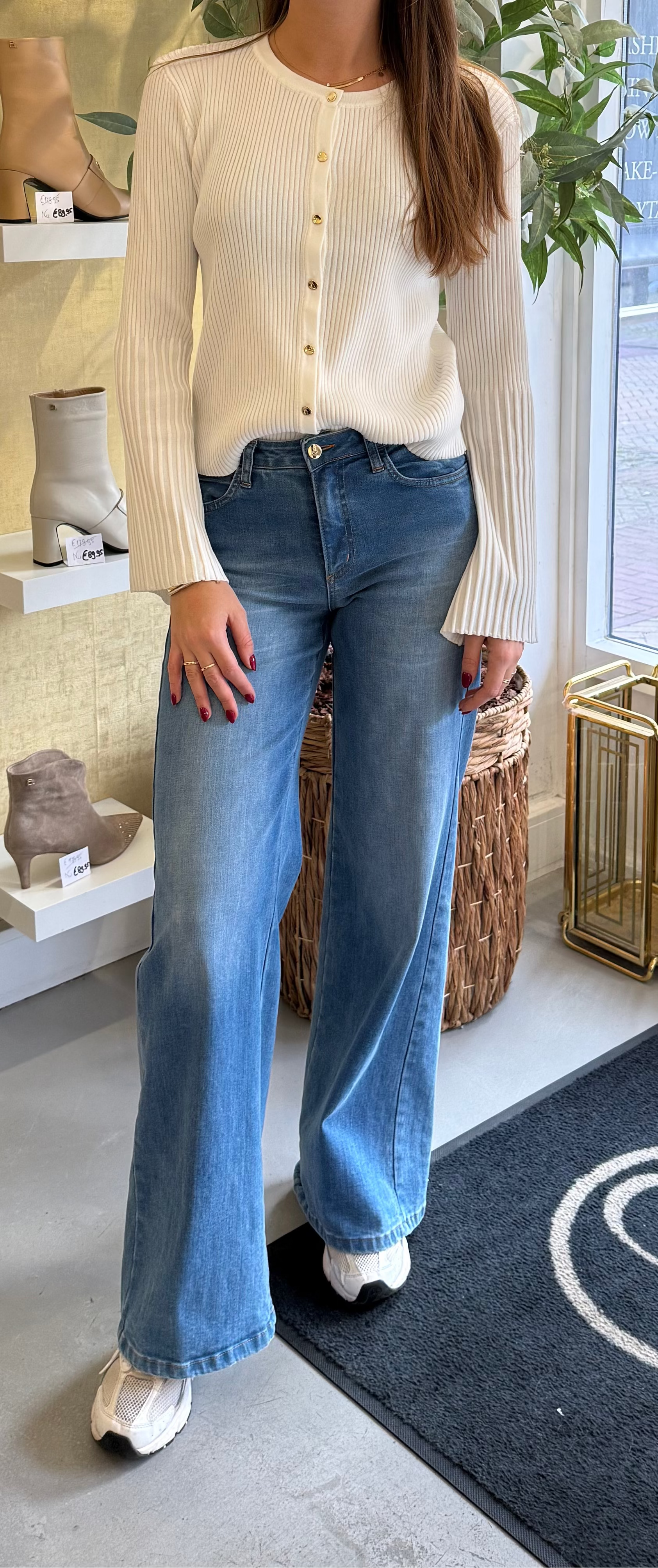 MVD Rib Top Flare Sleeve White