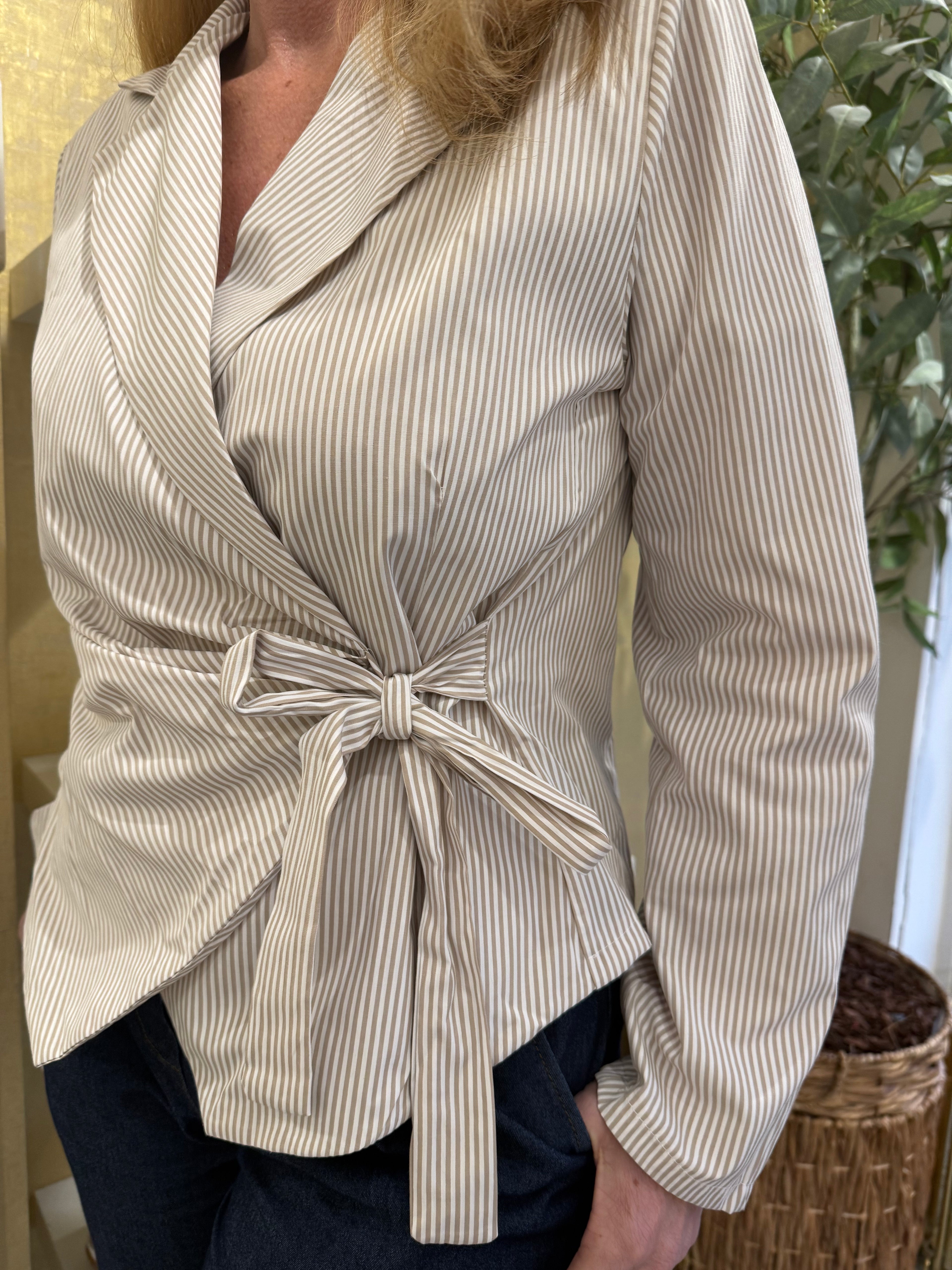 MVD Overslag Blouse Beige Streep