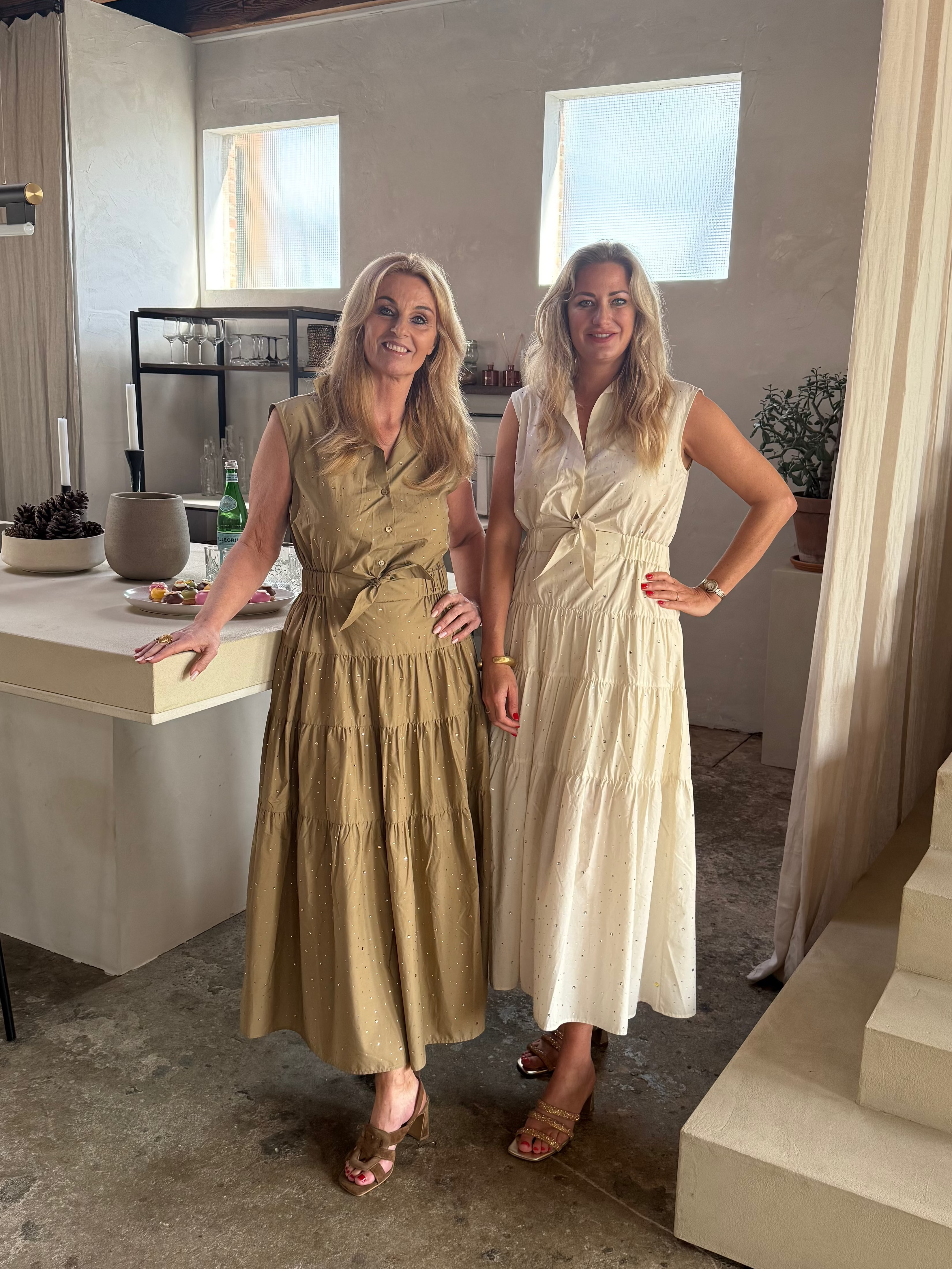 Accentil Robin Dress Sand Sparkle