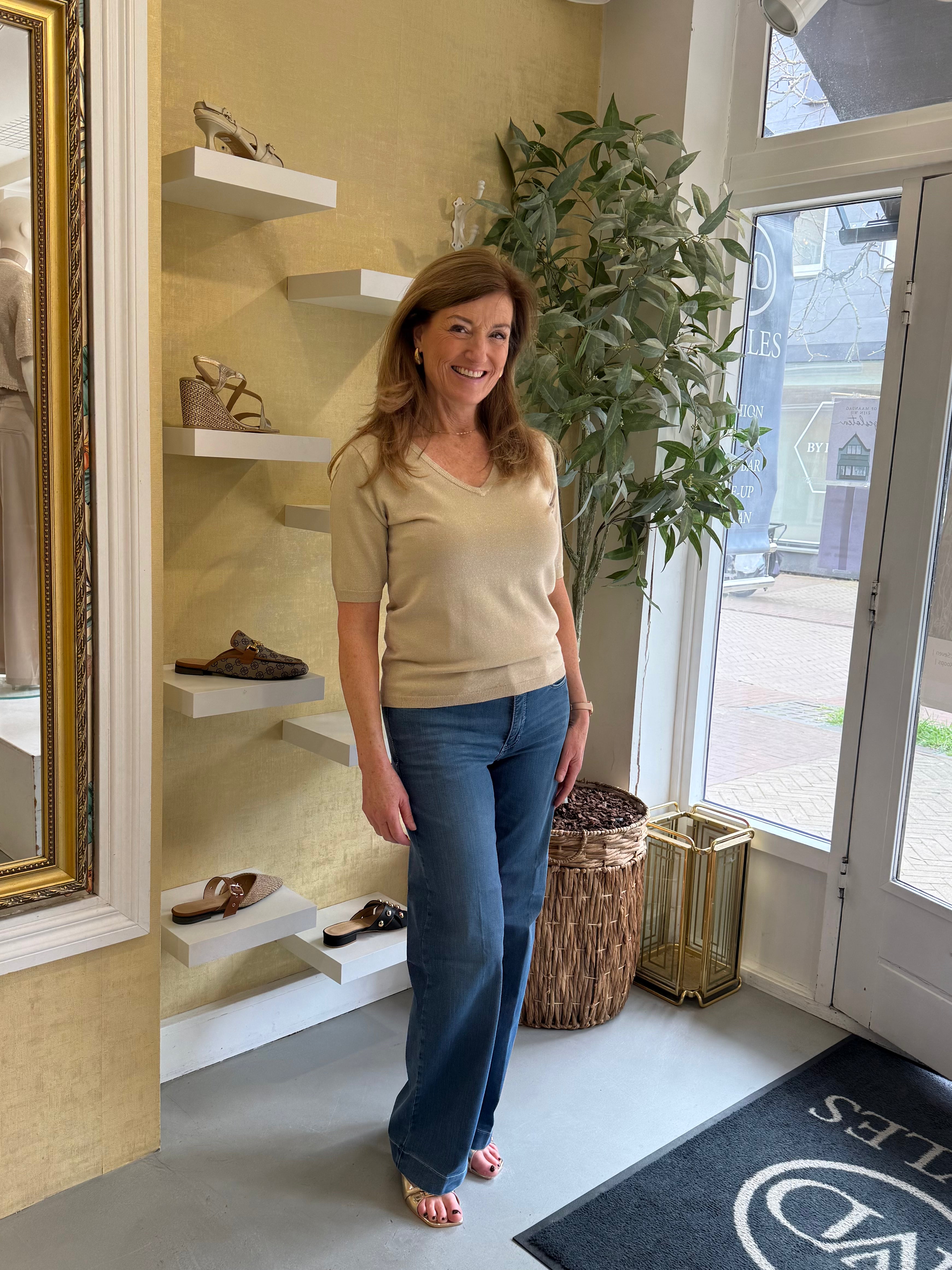 MVD Styles The Label - Guusje Gold Top