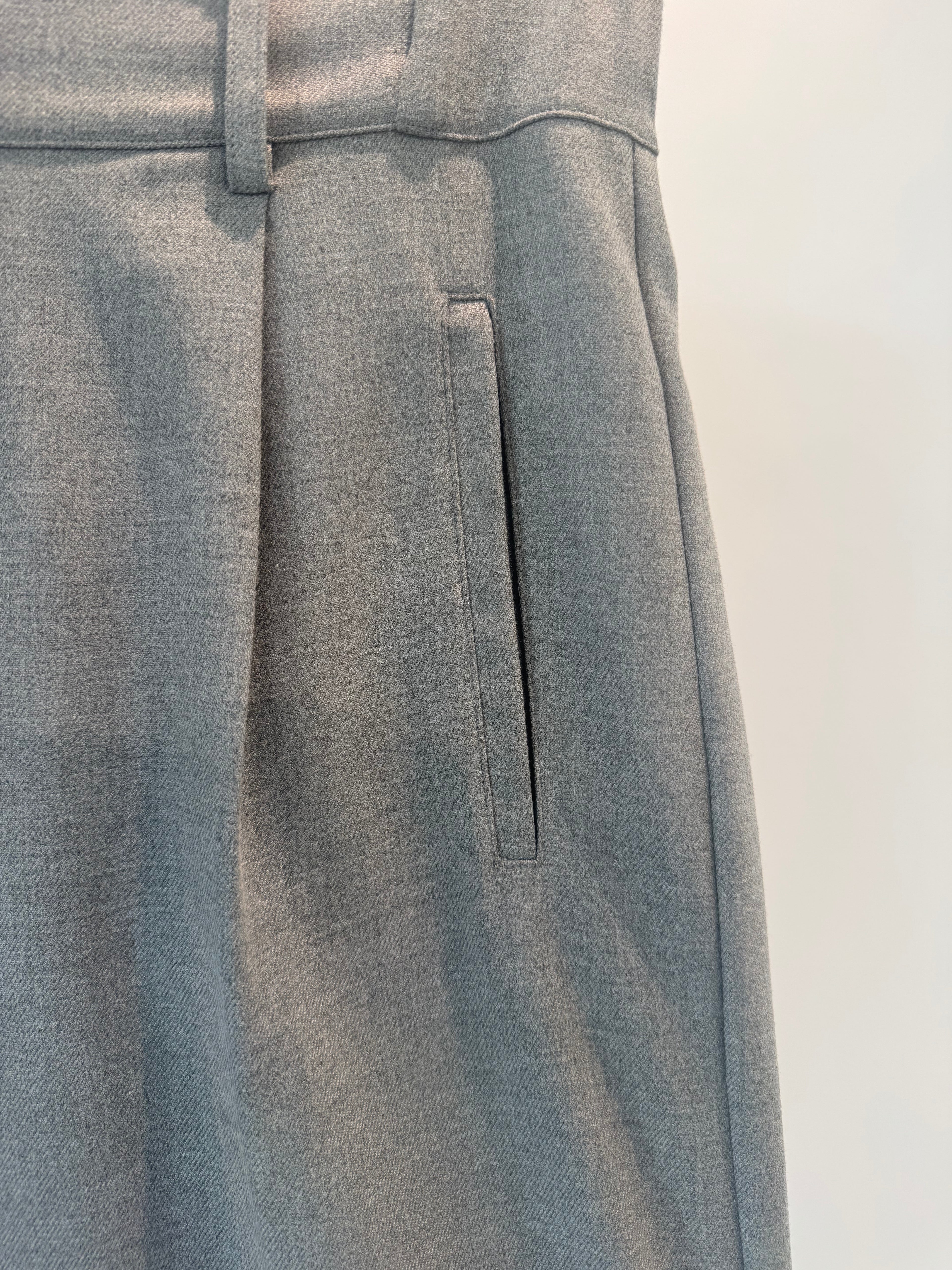 Est’Seven – Jildau trouser gunmental