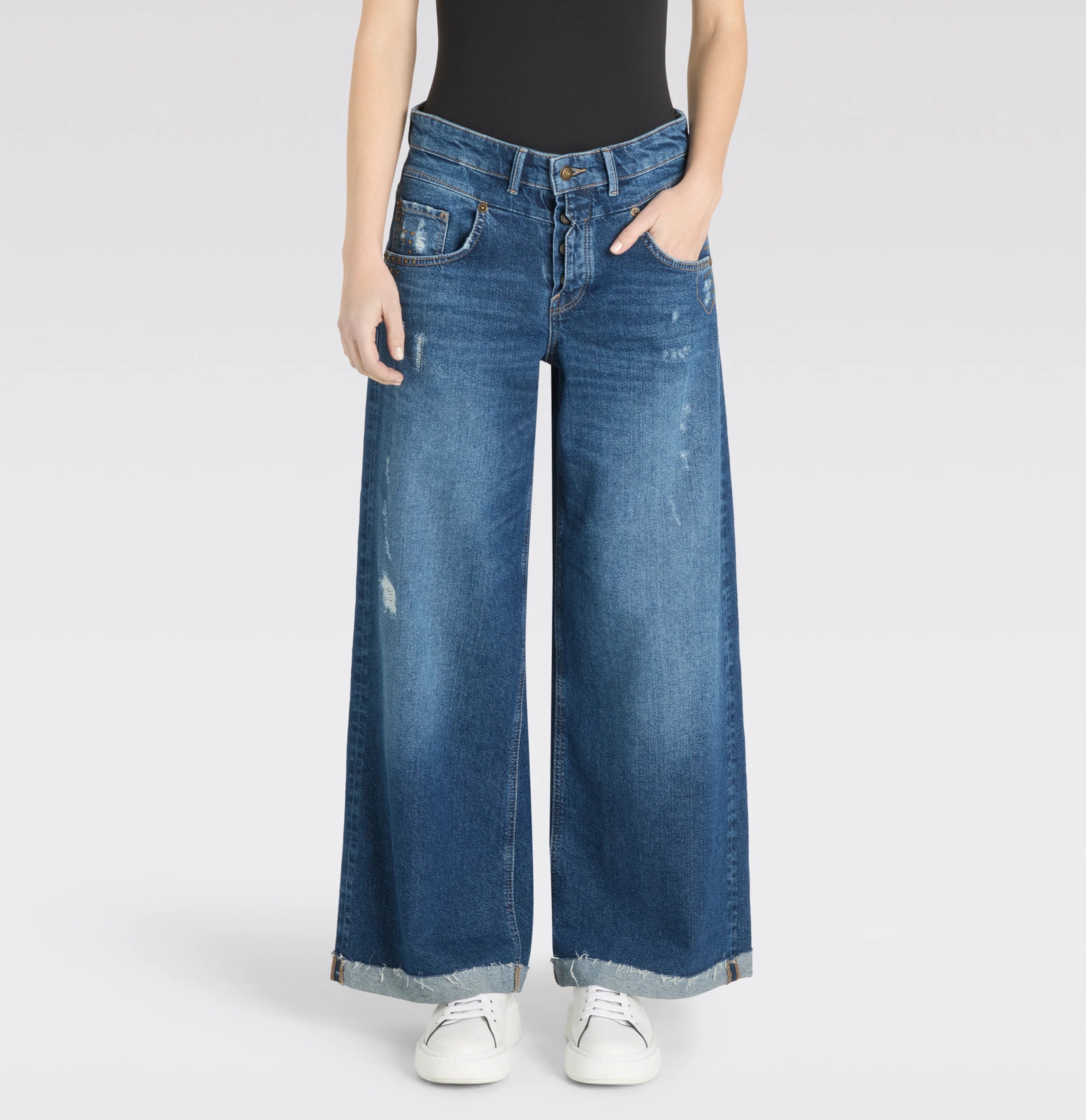 MAC Jeans Nevada Saloon