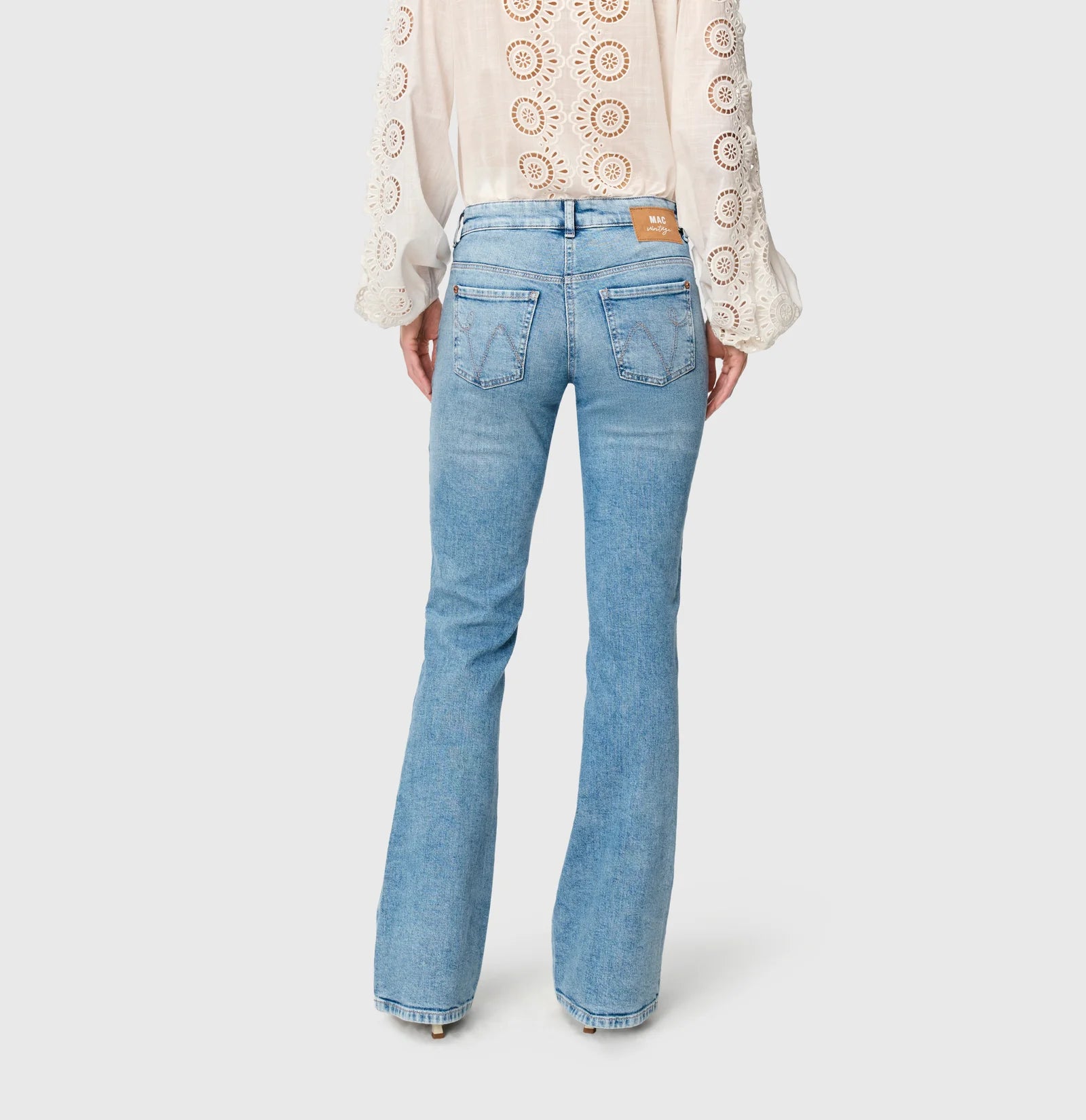 MAC Detroit Flared Jeans 90's Cool Wash