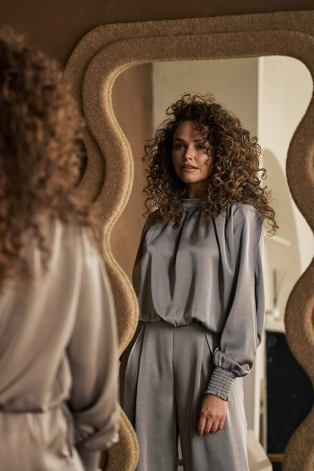 Label Dot Ailey Blouse Taupe