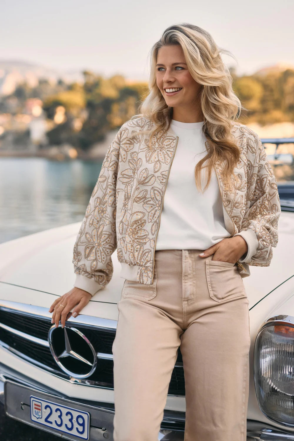 Nukus Ginny Bomber Paillet Sand