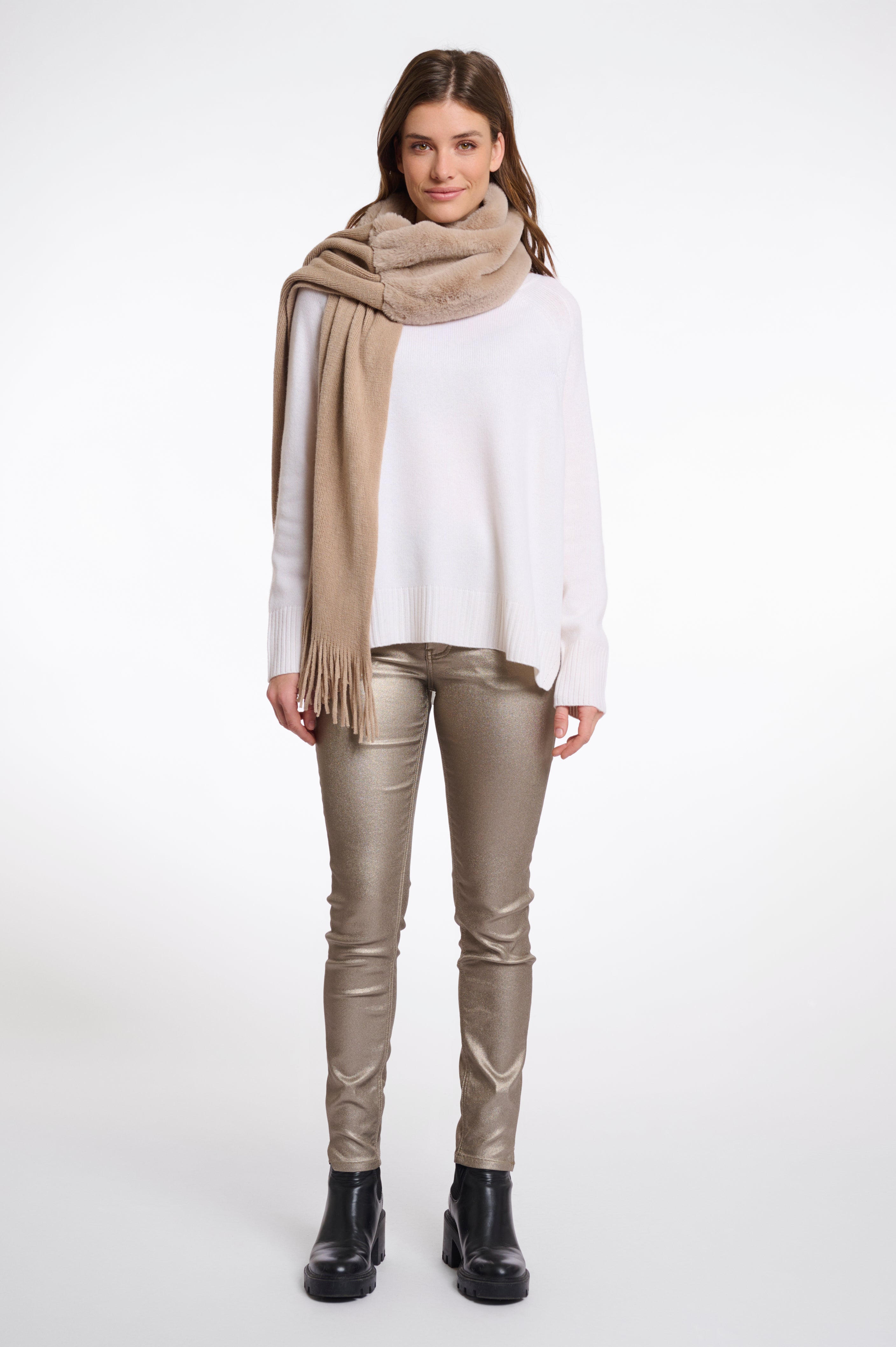 Rino & Pelle Vlien shawl oat