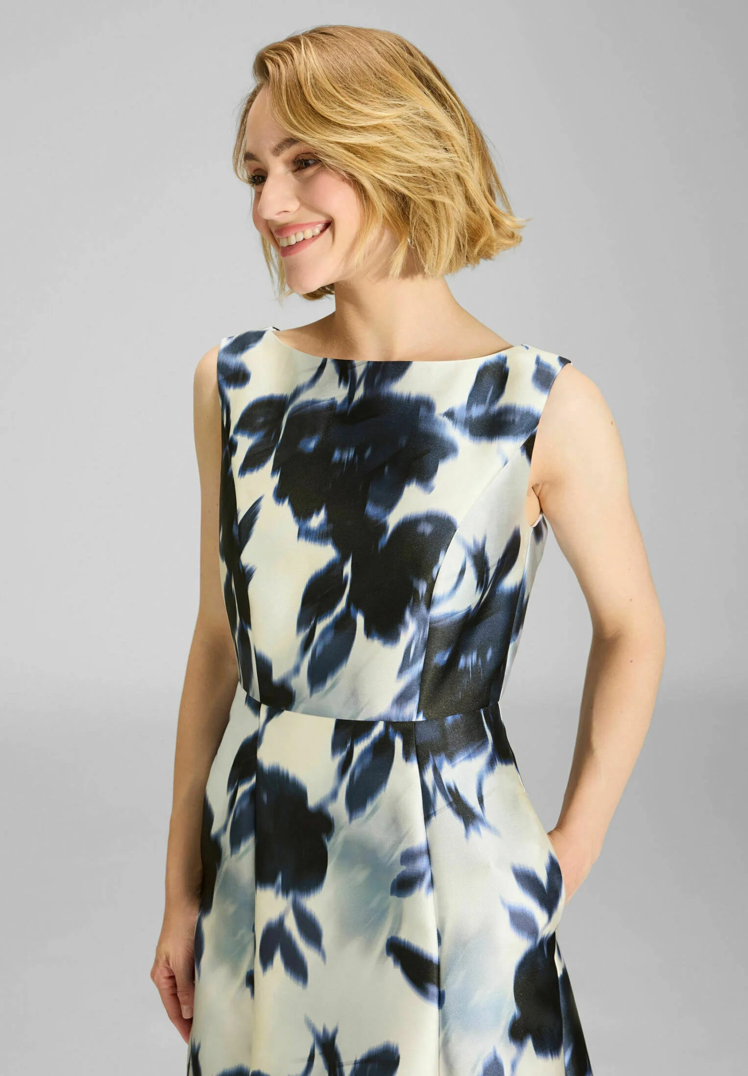 Swing Floral Elegance Jurk