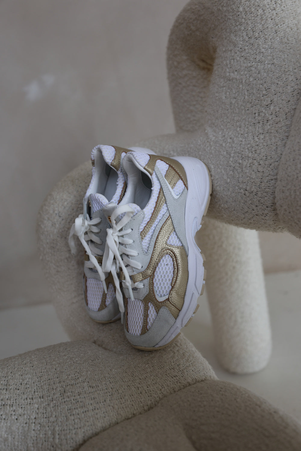 Babouche Novy Sneakers – Gold White