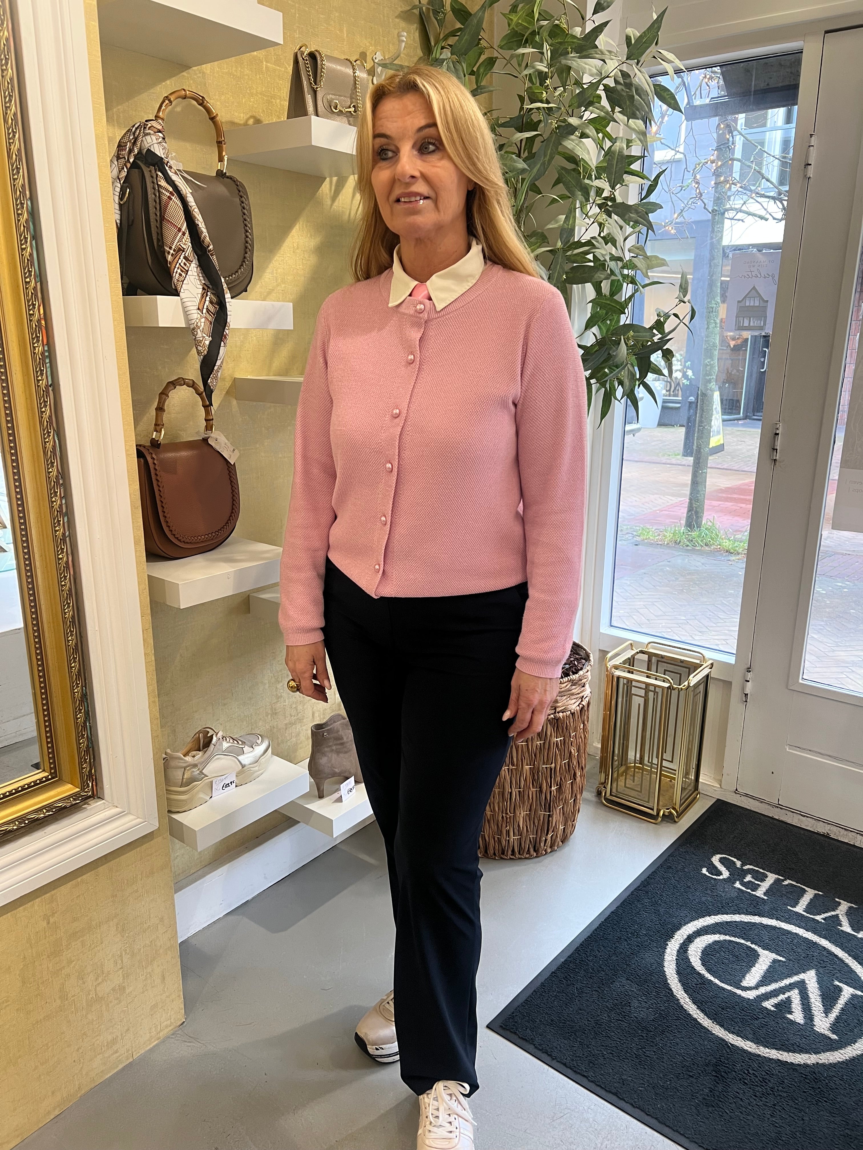 MVD Styles The Label – Cardy Candy