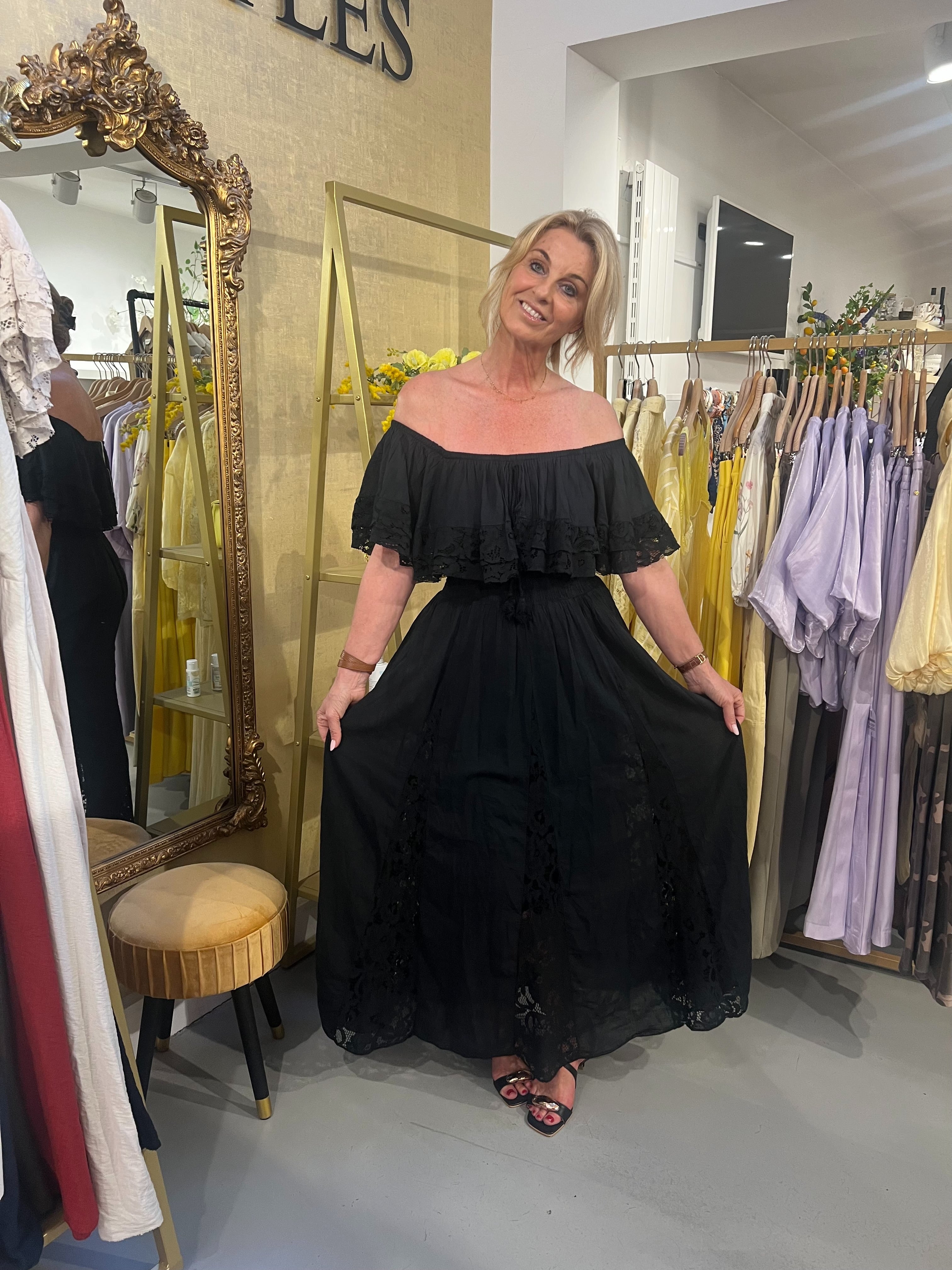 MVD Kanten Off-Shoulder Maxi Jurk Zwart