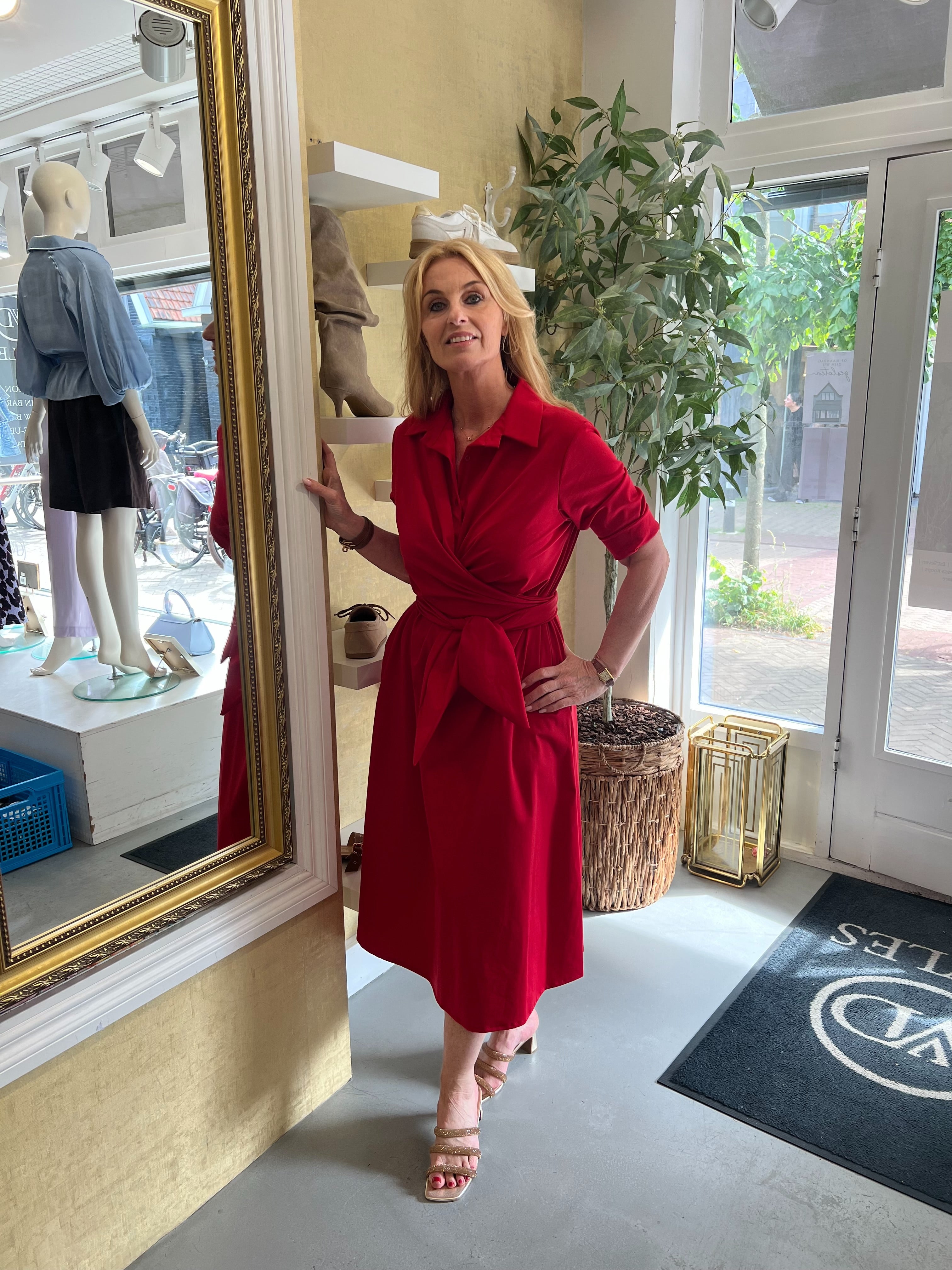 MVD Timeless Red Dress