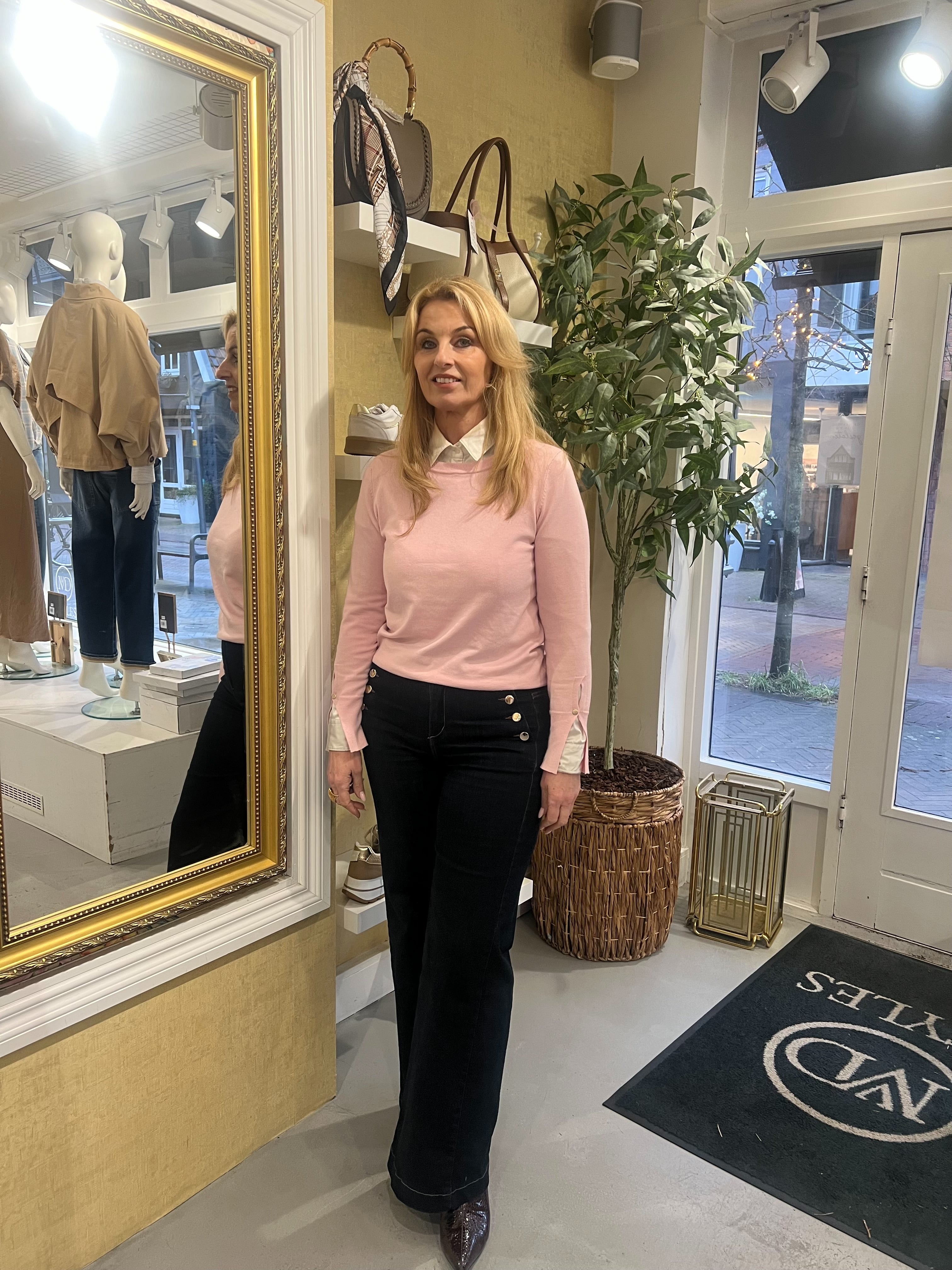 MVD Styles The Label – Sophia Soft Pink