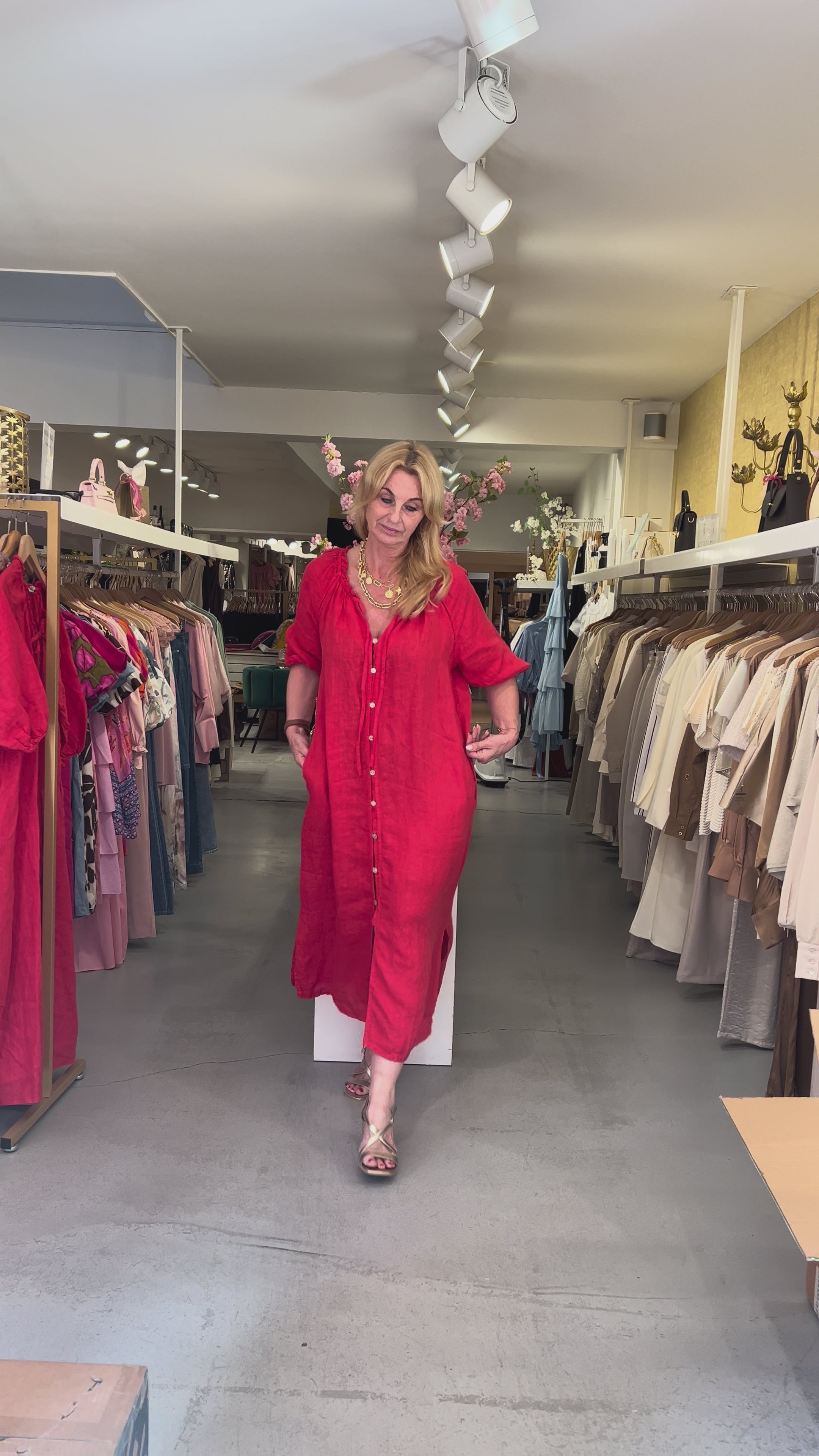 MVD Linen Button Maxi Dress Rood