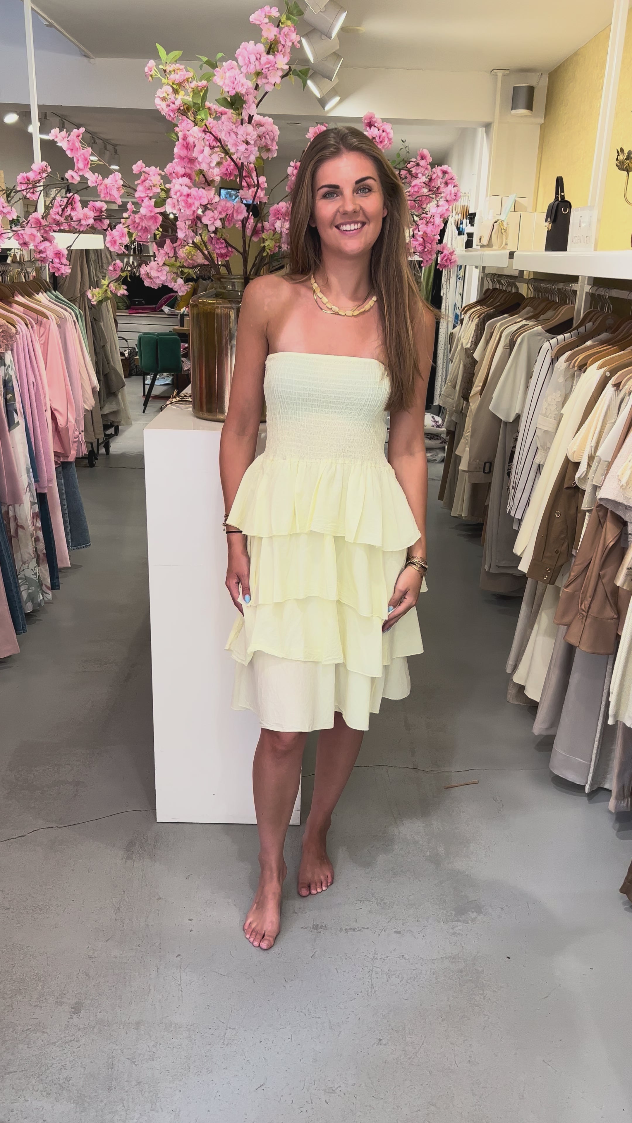 MVD Strapless Midi Jurk Ruffle Butteryellow