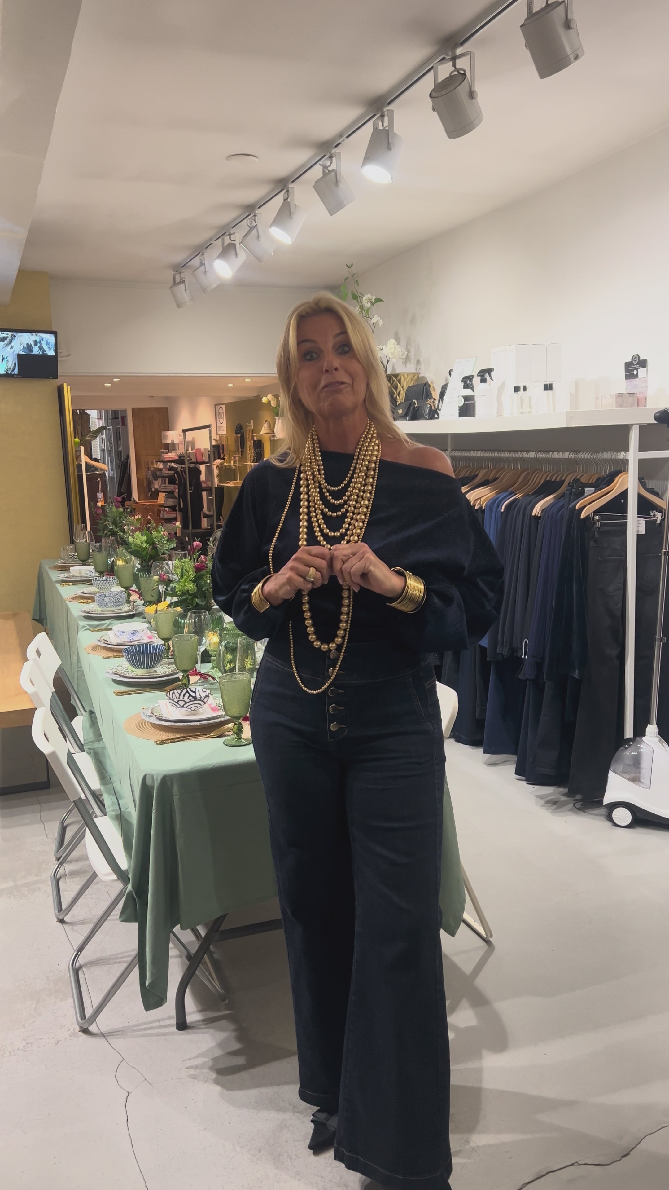 Rinascimento Navyblauwe Lurex Top met armbanden