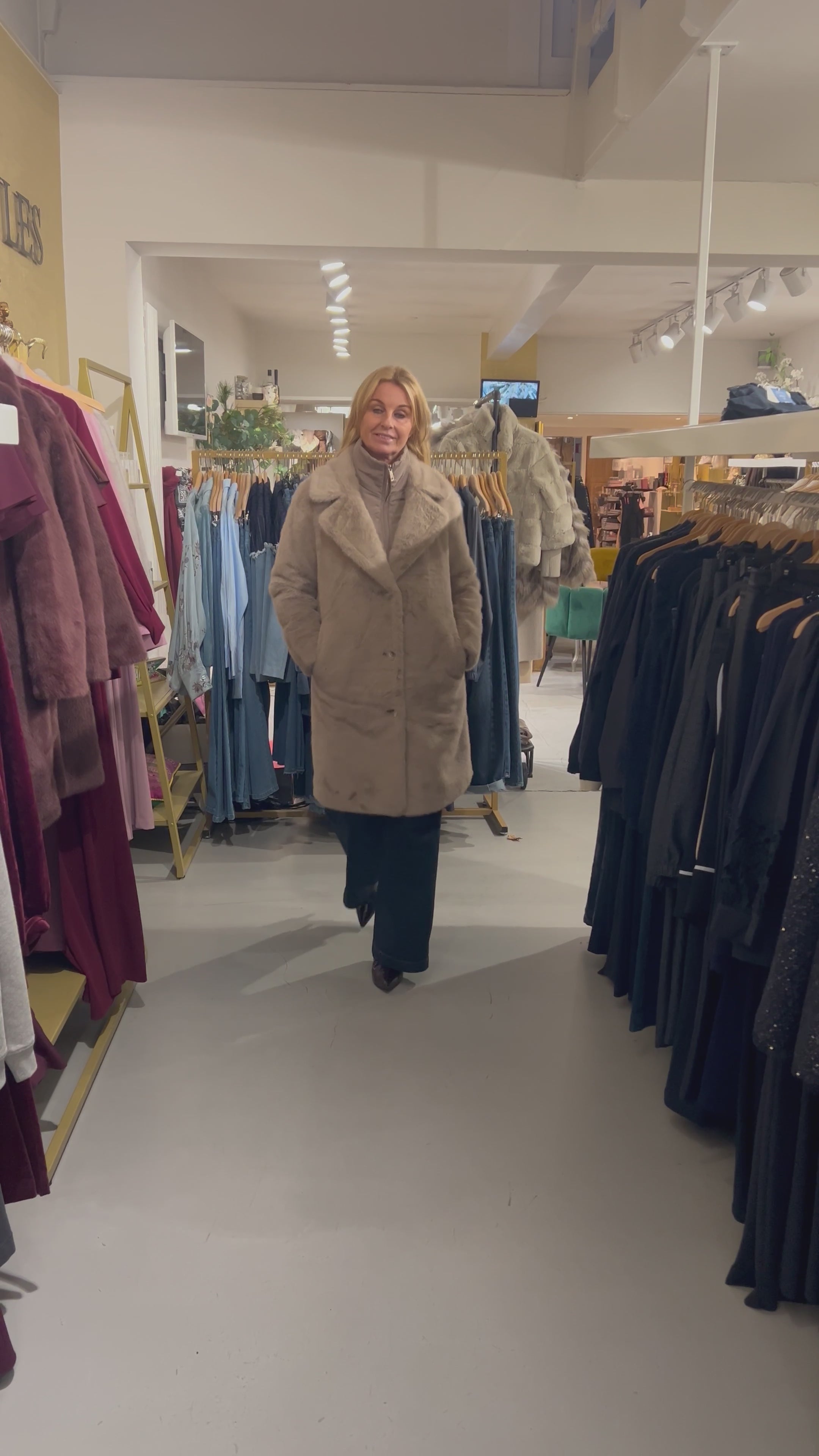 Rino & Pelle Geesje Jas toffee