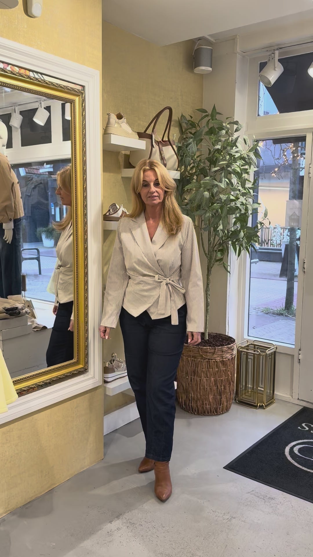 MVD Overslag Blouse Beige Streep