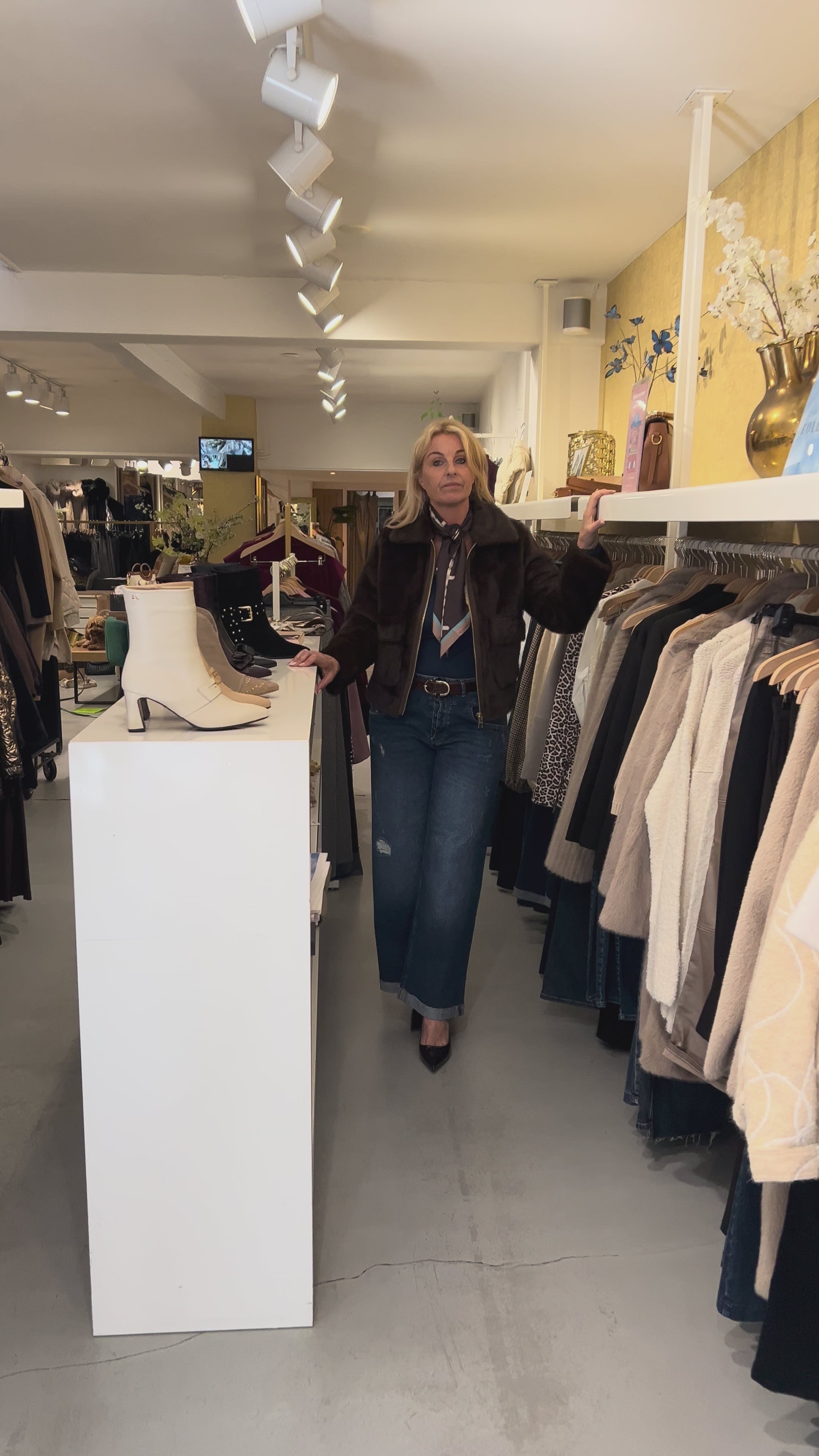 MAC Jeans Nevada Saloon