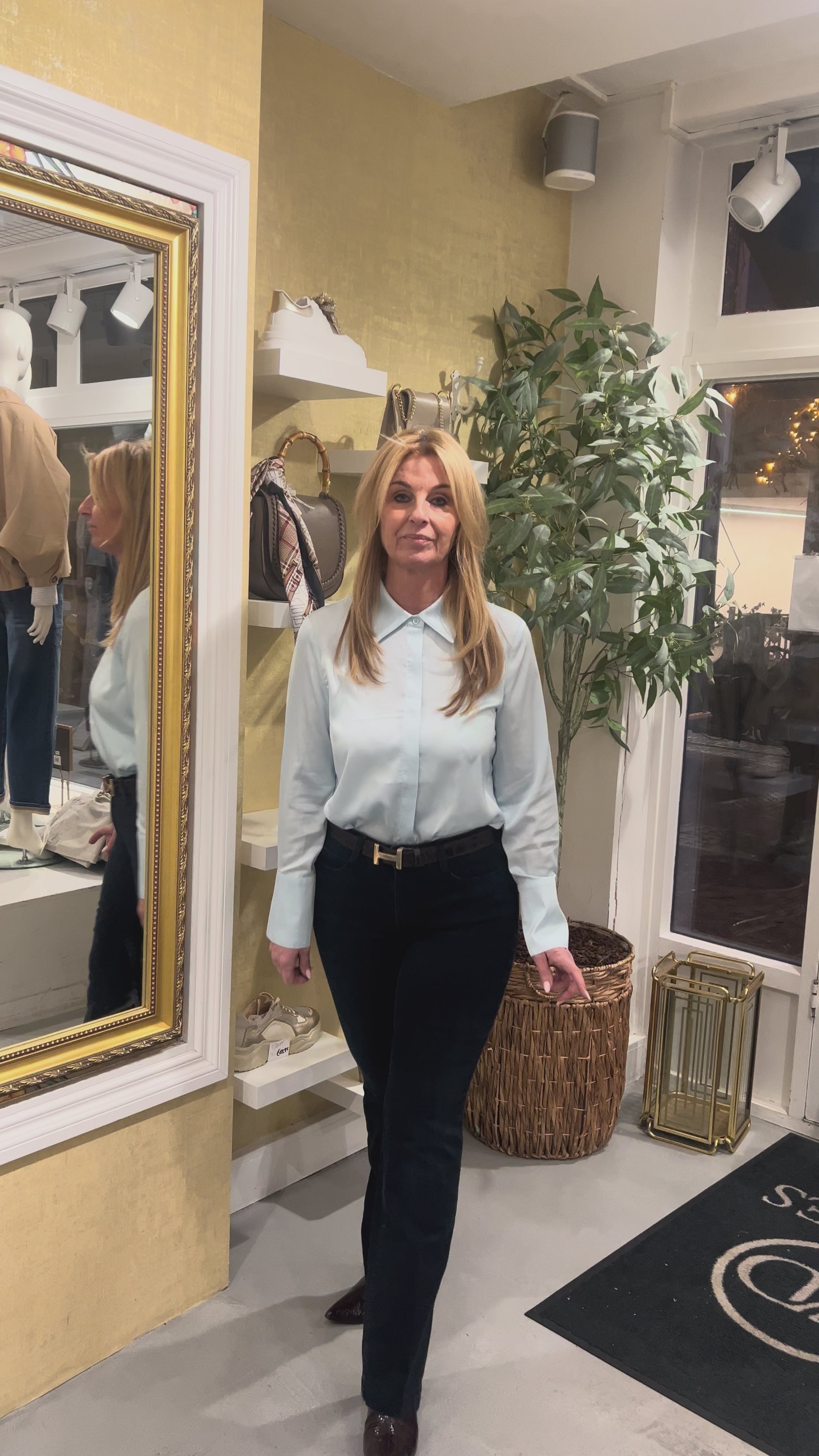 MVD Glans Blouse – Light Blue