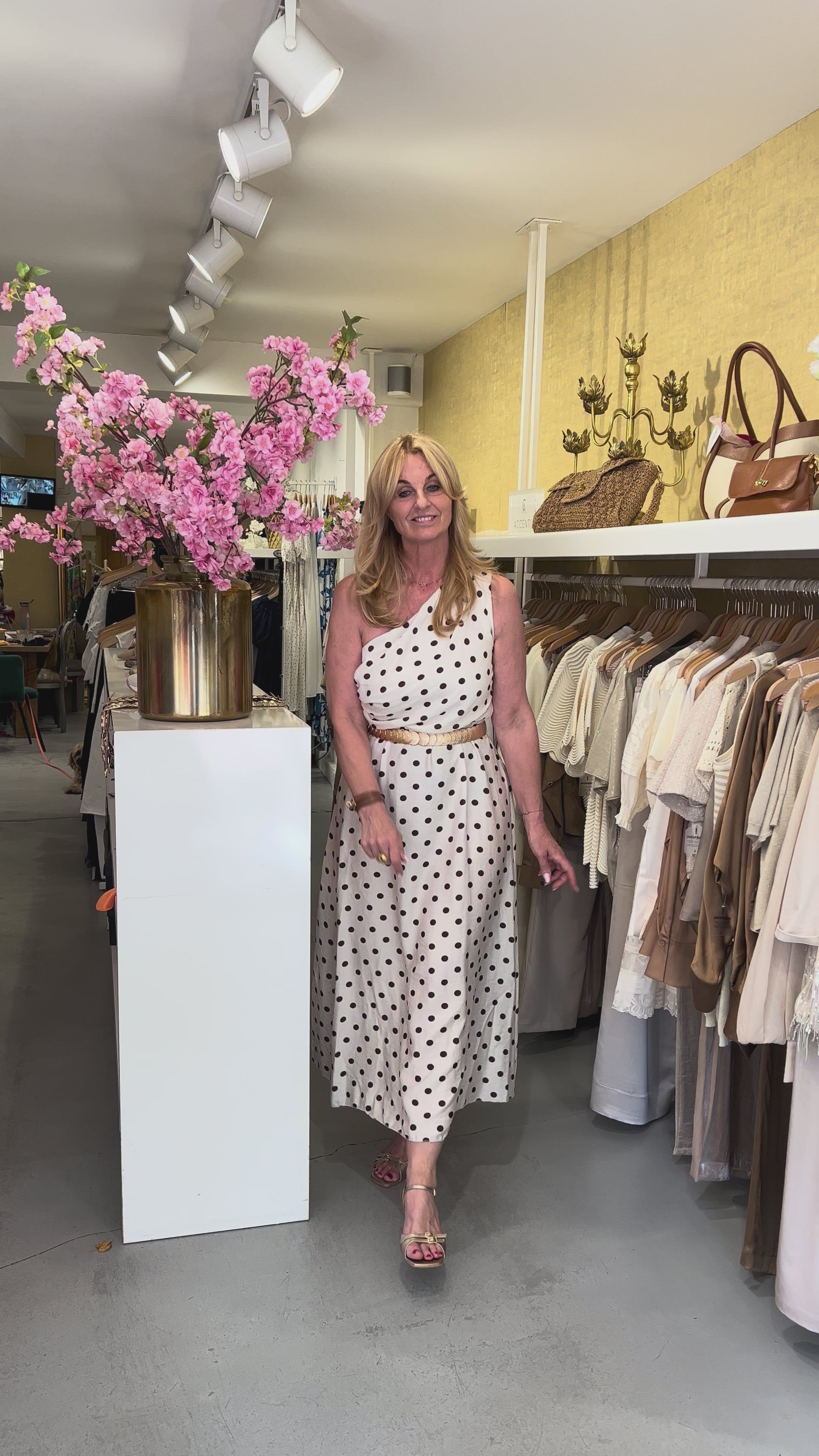 MVD One Shoulder Polkadot Maxi Jurk Beige