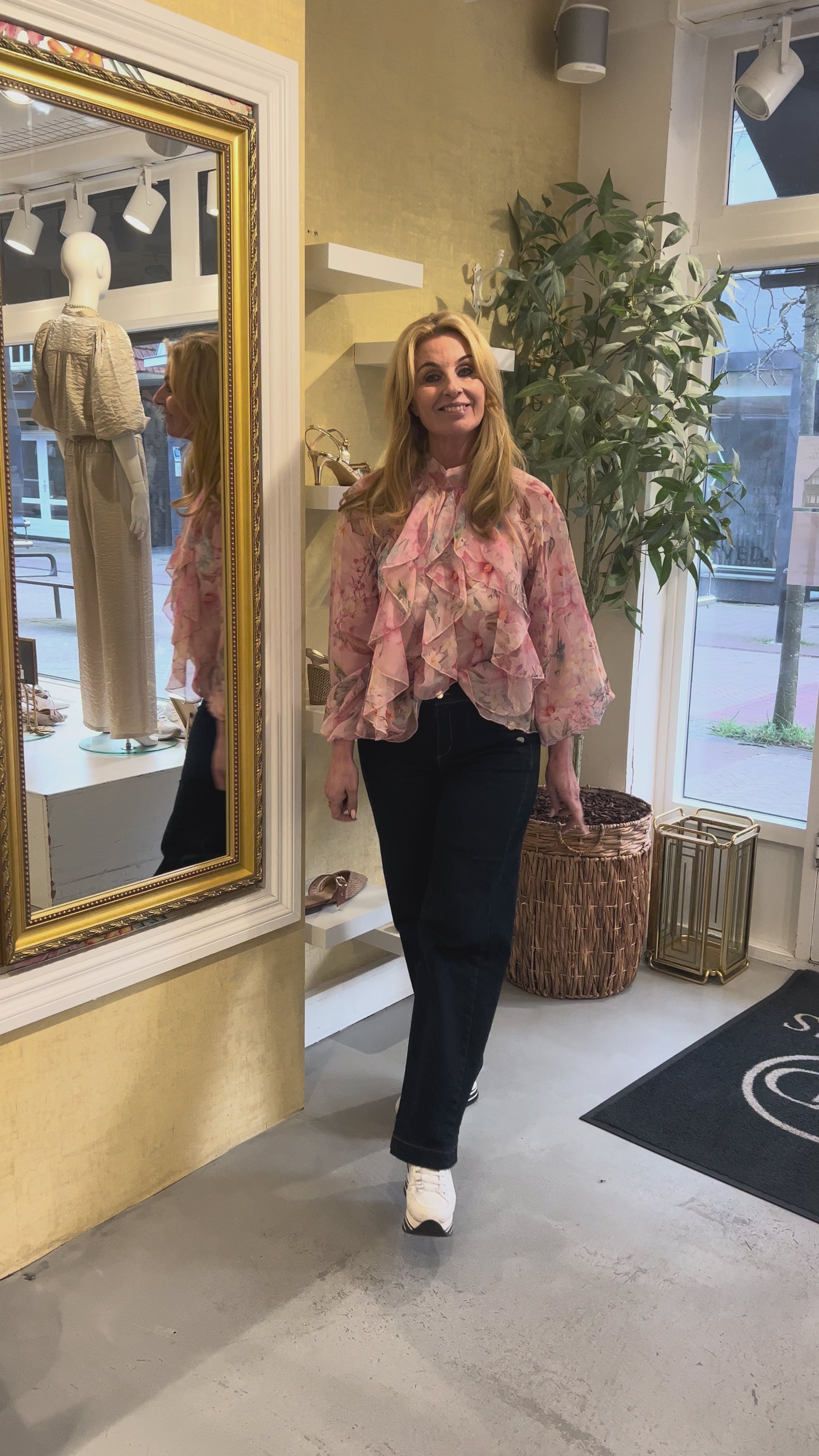 MVD Pink Bloom Ruffle Blouse