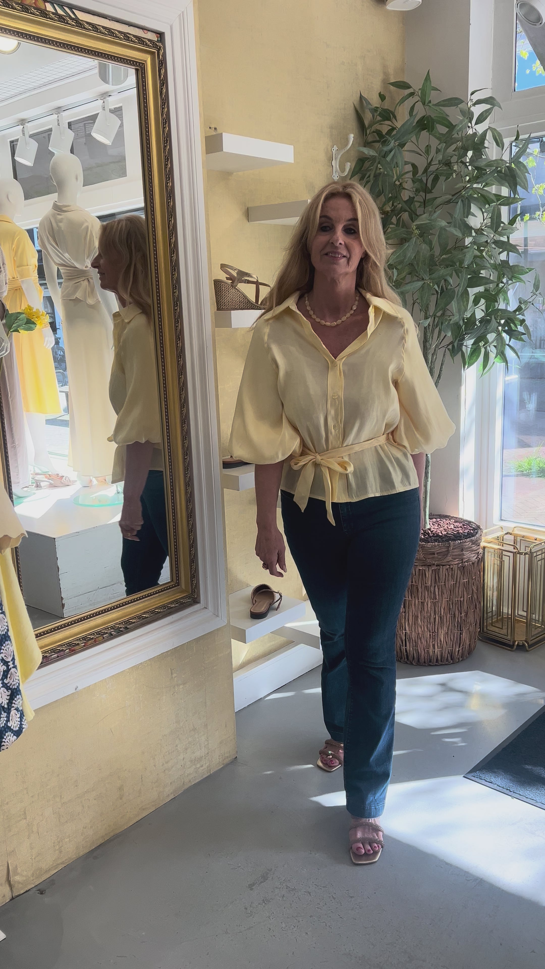 MVD Satin Look Blouse Butteryellow
