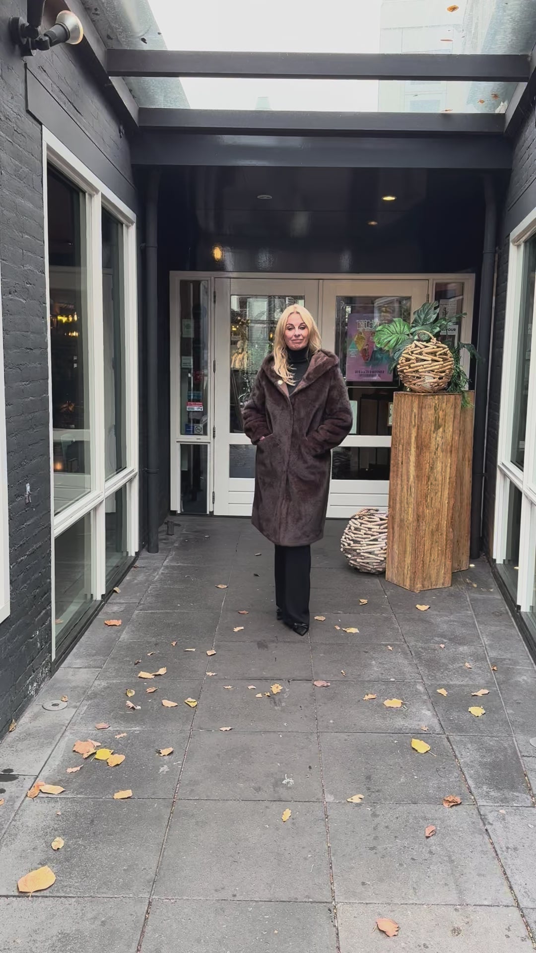 Rinascimento Faux Fur Jas bruin