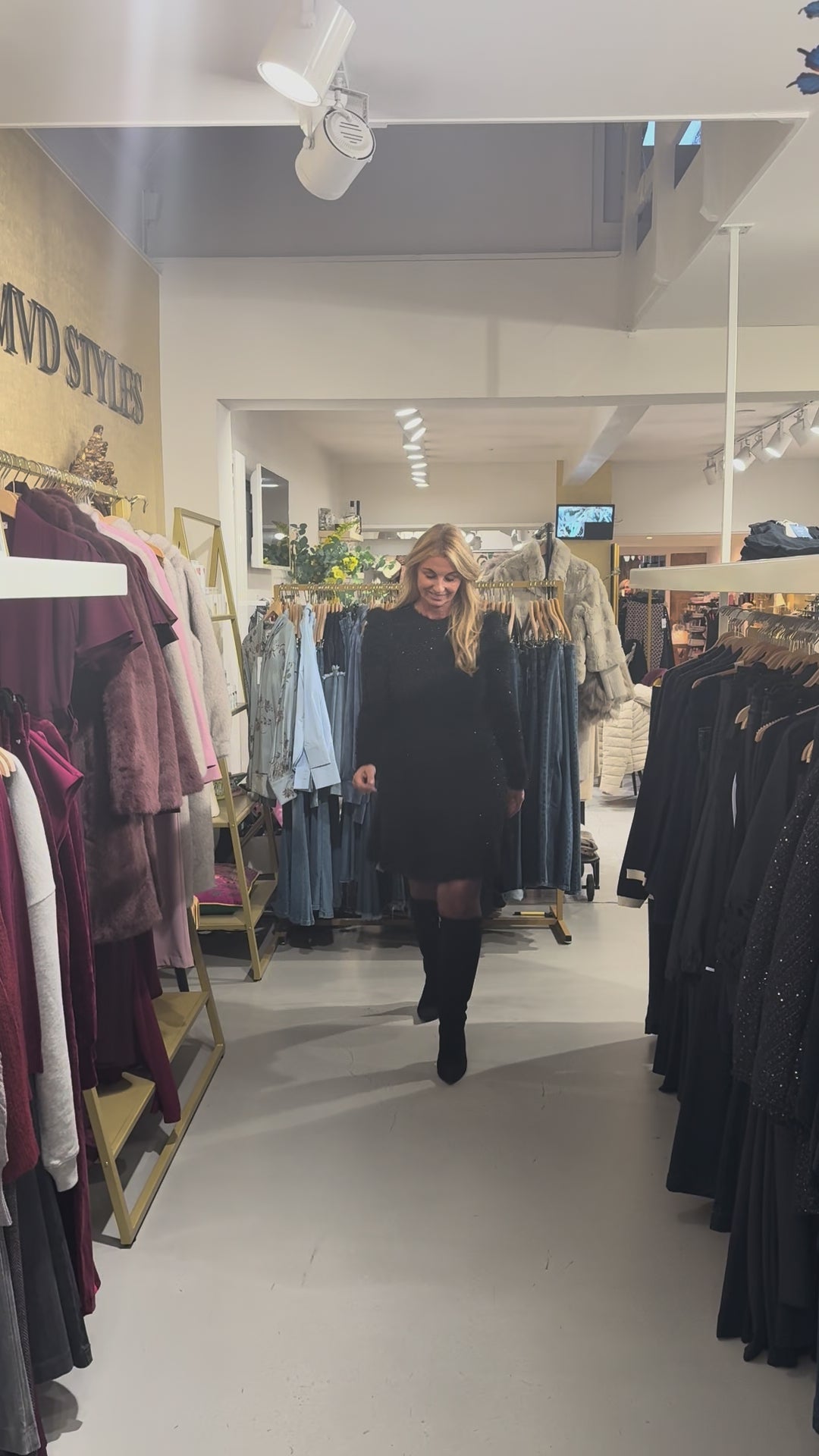 Accentil Eve Pullover zwart