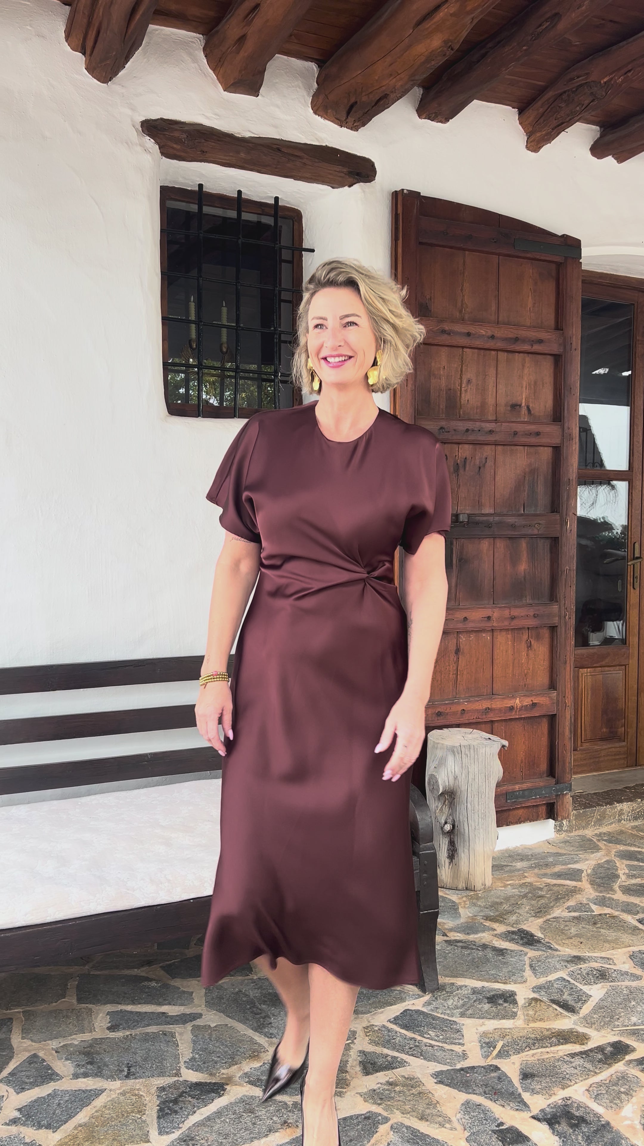 Rinascimento Satijnen Jurk Bruin